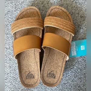 Reef Cushion Vista Hi, Size 9